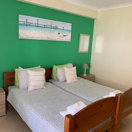 Blue Moon Guest house *
